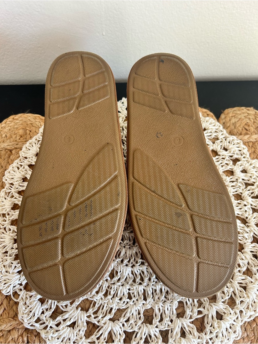 UGG Men’s Leisure Chestnut Suede Sheepskin Slippers Size 8 EU 41 #102 - Picture 7 of 13